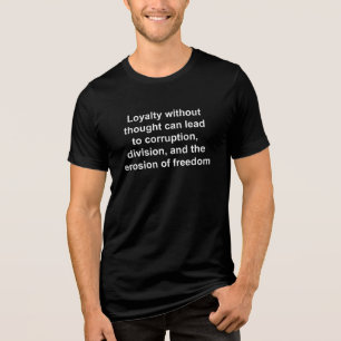 En Tri-matière T-shirt politique