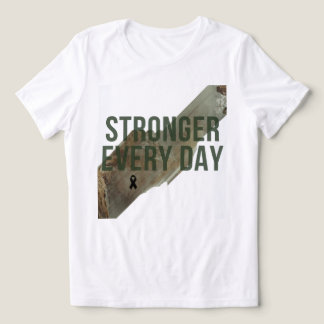 En Tri-matière T-shirt pour femmes « Plus forte chaque jour » – S