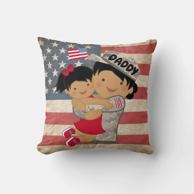 Enfant fille, fille, accroupir Soldat Papa Coussin (Recto)