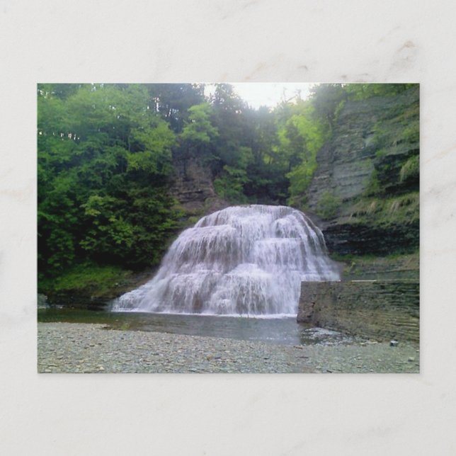 Enfield Glen tombe dans Ithaca, NY Carte postale (Devant)