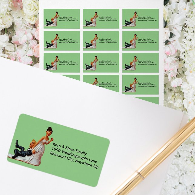 Enfin Mariage Couple Funny Brown & Étiquette Blond (Finally Wedding Couple Funny Brown & Blond Address Label)