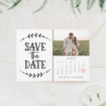 Enregistrer La Carte Dessinée Rustique Du Calendri<br><div class="desc">Félicitations à votre fiançailles ! Assurez-vous que tout le monde est en mesure d'assister à votre grand événement avec notre beau calendrier rustique Save The Dates! Cliquez sur le bouton "Personnaliser" puis sur "Cliquez pour customiser plus loin" pour commencer avec votre mise en page ! Modifiez facilement le calendrier et...</div>