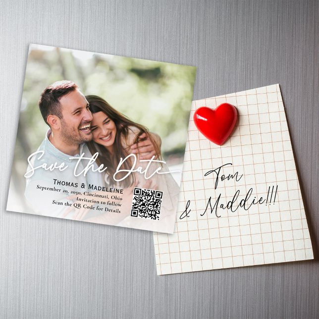 Enregistrer la date Calligraphie Script Photo magn (Wedding save the date photo magnetic card. with a simple QR code. )
