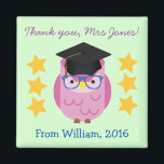 Enseignant Merci (Votre Nom) Purple Owl Magnet<br><div class="desc">Ce mignon aimant est personnalisable avec le nom de l'enseignant et le nom et l'année de l'enfant aussi! Cliquez sur "Customiser". Les styles de couleur et de police arrière - plans peuvent également être modifiés. Avec un joli hibou mauve et une étoile dorée. Ferait un cadeau idéal à la fin...</div>