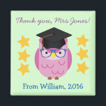 Enseignant Merci (Votre Nom) Purple Owl Magnet<br><div class="desc">Ce mignon aimant est personnalisable avec le nom de l'enseignant et le nom et l'année de l'enfant aussi! Cliquez sur "Customiser". Les styles de couleur et de police arrière - plans peuvent également être modifiés. Avec un joli hibou mauve et une étoile dorée. Ferait un cadeau idéal à la fin...</div>