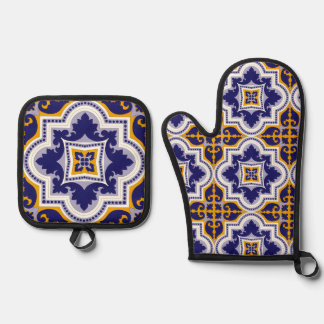 Ensemble De Gant De Cuisine Et De Manique Cuisine de style méditerranéen