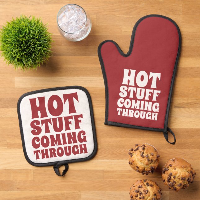 Ensemble De Gant De Cuisine Et De Manique Des trucs chauds qui traversent l'Humour (De haut en bas)