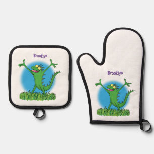 Ensemble De Gant De Cuisine Et De Manique Drôle vert souriant animé lézard d'iguane