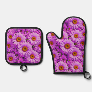 Ensemble De Gant De Cuisine Et De Manique Élégante marguerite florale magenta rose foncé
