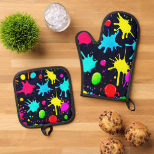Ensemble De Gant De Cuisine Et De Manique Explosion d'art éclaboussé