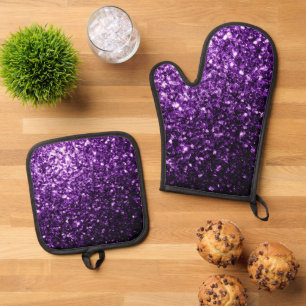 Ensemble De Gant De Cuisine Et De Manique Flamme de parties scintillant violet foncé