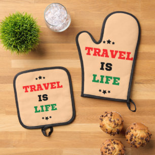 Ensemble De Gant De Cuisine Et De Manique Gants de cuisine et dessous de plat Travel Is Life