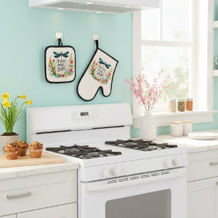 Ensemble De Gant De Cuisine Et De Manique La Magie de la floraison printanière