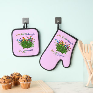 Ensemble De Gant De Cuisine Et De Manique La Terre Rire Dans Les Fleurs Inspirationnelles