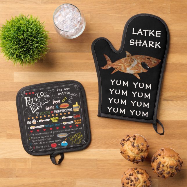 Ensemble De Gant De Cuisine Et De Manique Latke Shark (De haut en bas)