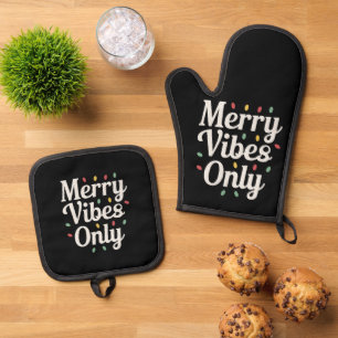 Ensemble De Gant De Cuisine Et De Manique Lumières de Noël de la famille assorties Vibes joy