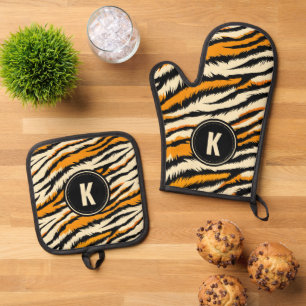 Ensemble De Gant De Cuisine Et De Manique Monogramme à rayures de tigre noir et orange