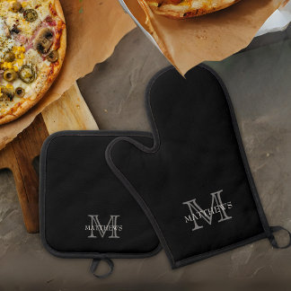 Ensemble De Gant De Cuisine Et De Manique Monogramme et nom de personnalisation classique no