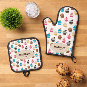 Ensemble De Gant De Cuisine Et De Manique Monogramme Motif de petits gâteaux colorés