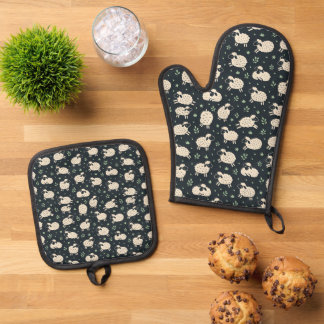 Ensemble De Gant De Cuisine Et De Manique Motif de moutons duveteux fantaisistes