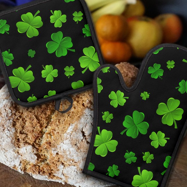 Ensemble De Gant De Cuisine Et De Manique Motif irlandais à quatre feuilles (Créateur téléchargé)