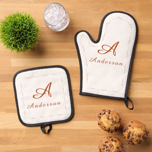 Ensemble De Gant De Cuisine Et De Manique Nom de famille monogrammé  (Créateur téléchargé)