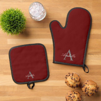 Ensemble De Gant De Cuisine Et De Manique Nom de monogramme personnalisé rouge élégant