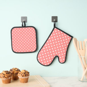 Ensemble De Gant De Cuisine Et De Manique Point Polka rose