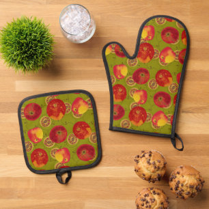 Ensemble De Gant De Cuisine Et De Manique Récolte de pommes