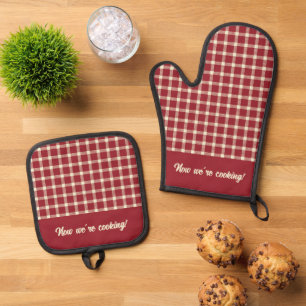 Ensemble De Gant De Cuisine Et De Manique Red Plaid Motif Drôle Maintenant nous sommes Cuisi