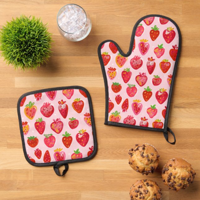 Ensemble De Gant De Cuisine Et De Manique Strawberry Delight Pattern (De haut en bas)