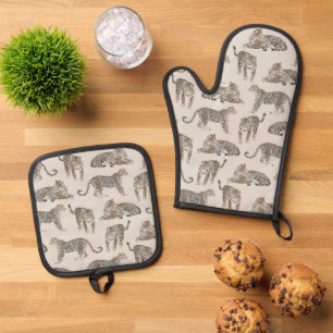 Ensemble De Gant De Cuisine Et De Manique Tiger animal rose moderne