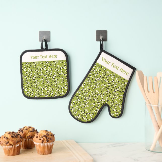 Ensemble De Gant De Cuisine Et De Manique Whimsical Green Polka Dot Doodles Pattern (In situ (suspendu))