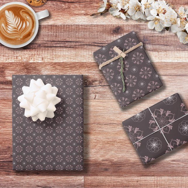 Ensemble de motifs floraux complexes - papier d'em (Créateur téléchargé)