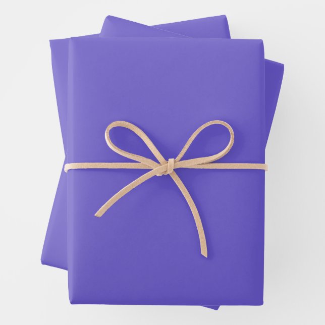 Ensemble de papier cadeau bleu ardoise personnalis (En situation)