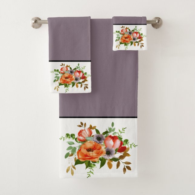 Ensemble de serviettes de bain à fleurs aquarelles (En situation)