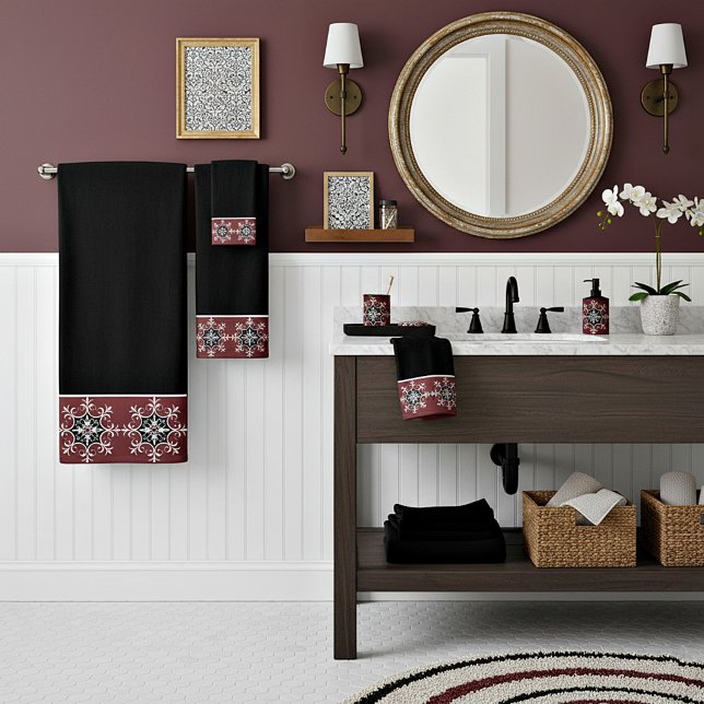 Ensemble de serviettes de bain à médaillon noir et (Créateur téléchargé)