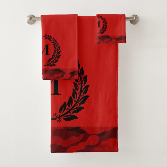 Ensemble de serviettes de bain à monogramme camouf (En situation)