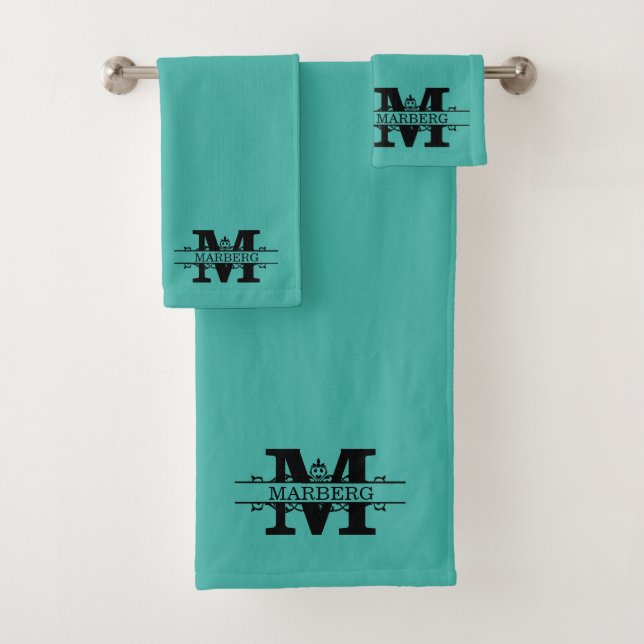 Ensemble de serviettes de bain à monogramme fantai (En situation)