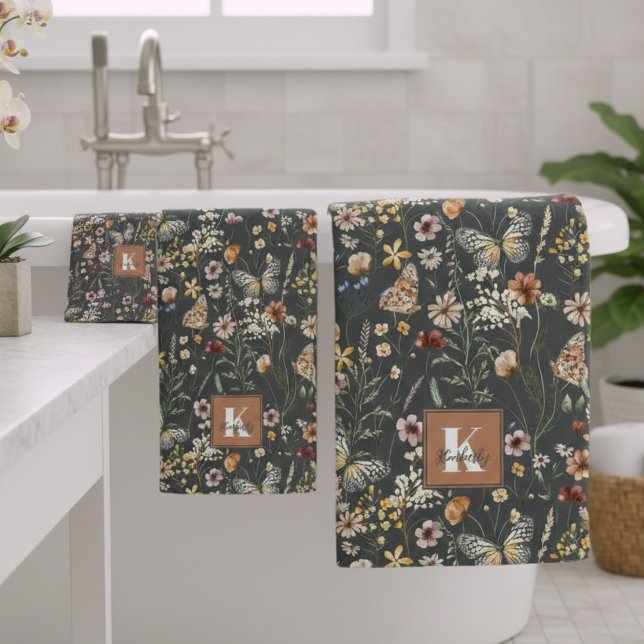 Ensemble de serviettes de bain à monogramme floral (Créateur téléchargé)