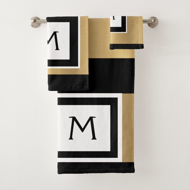 Ensemble de serviettes de bain à monogramme or noi (En situation)