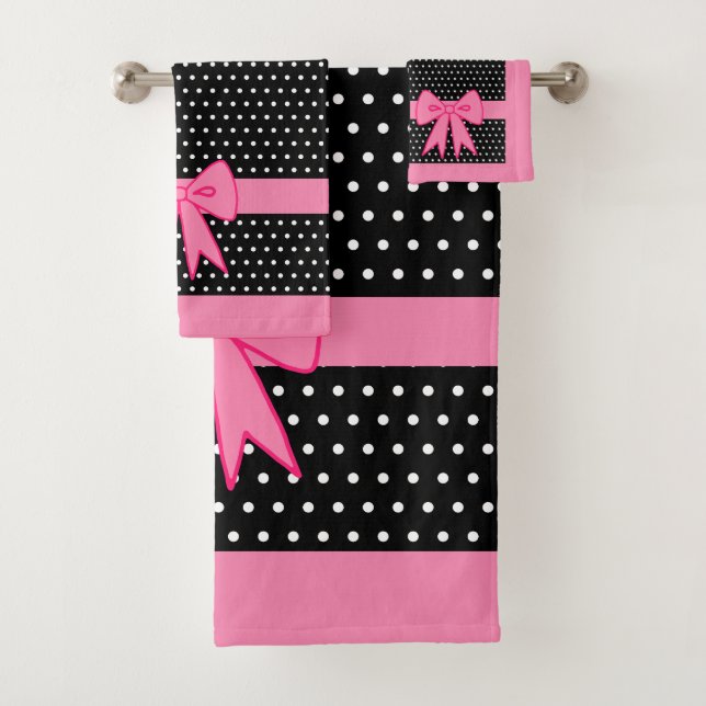 Ensemble de serviettes de bain à nœud rose (En situation)