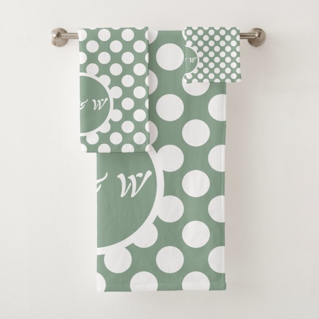 Ensemble de serviettes de bain à pois gris et blan (En situation)