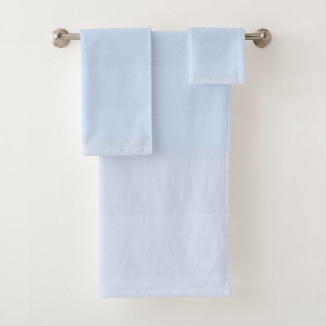 Ensemble de serviettes de bain américaine en coule (En situation)