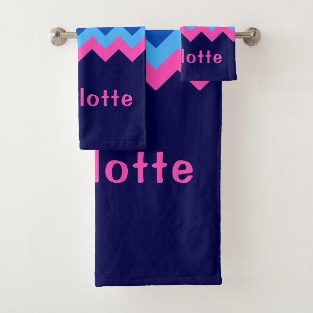 Ensemble de serviettes de bain cool Blue Pink Chev (En situation)