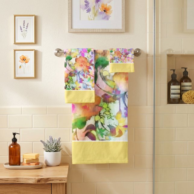 ensemble de serviettes de bain florales pastel (Créateur téléchargé)
