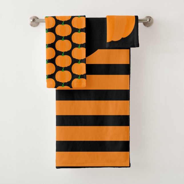Ensemble de serviettes de bain Halloween noir avec (En situation)