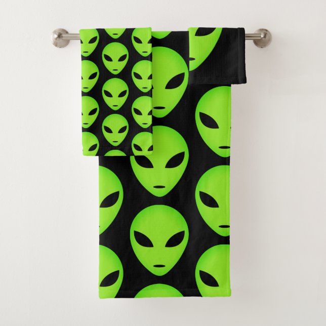 Ensemble de serviettes de bain martien alien vert (En situation)