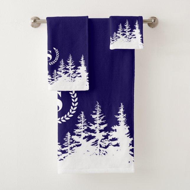 Ensemble de serviettes de bain Monogram Trees Bleu (En situation)
