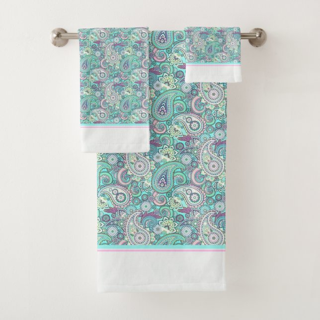 Ensemble de serviettes de bain paisley bleu vintag (En situation)